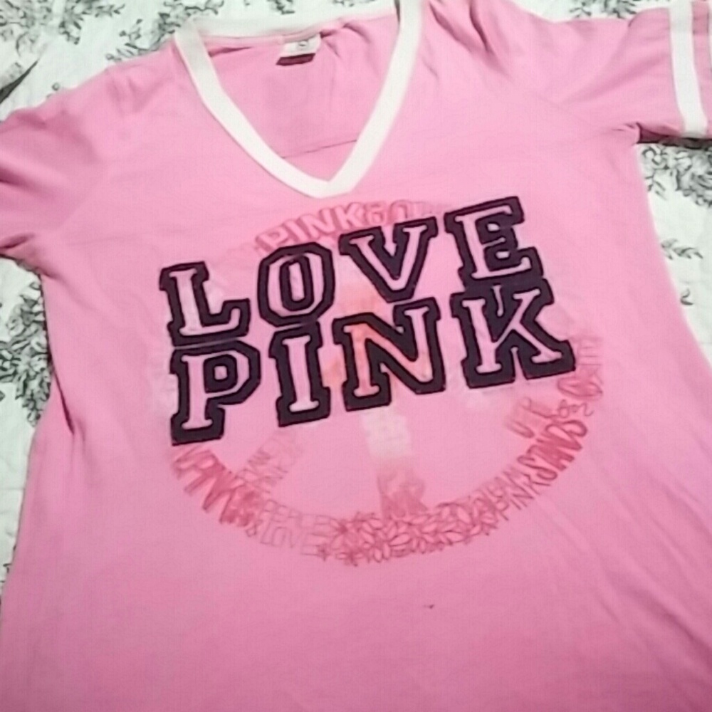Victorias Secret Pink v-neck t-shirt